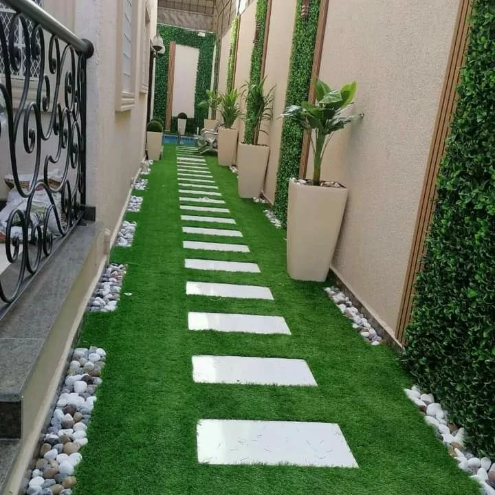 عشب صناعي بالمتر